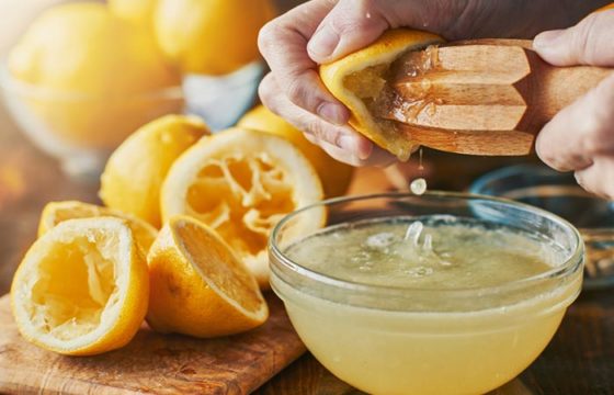 wellhealthorganic.com: lemon-juice-know-home-remedies-easily-remove-dark-spots