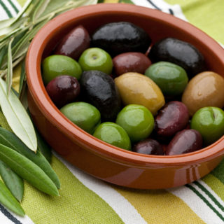 wellhealthorganic.com: 11-health-benefits-and-side-effects-of-olives-benefits-of-olives