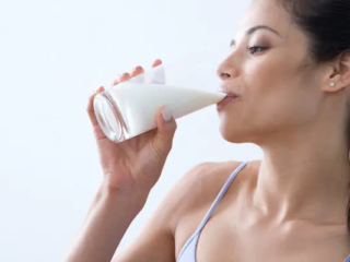 wellhealthorganic.com: do-you-know-12-benefits-of-drinking-buttermilk-daily